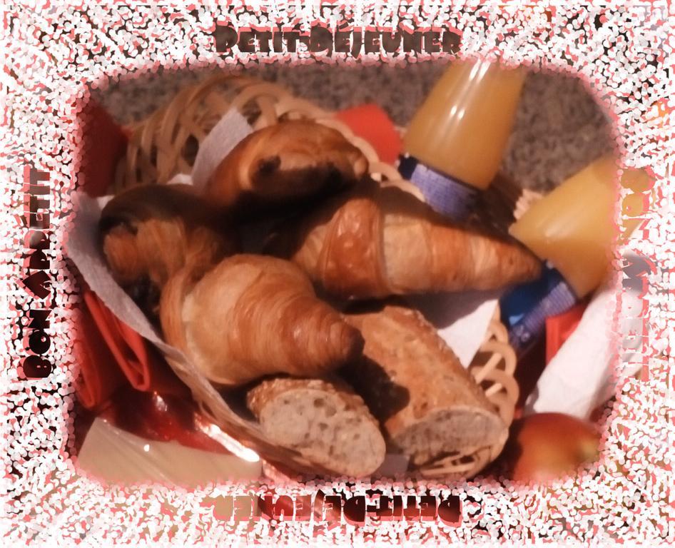 Bed and Breakfast La Gentoliere Pollestres Екстер'єр фото